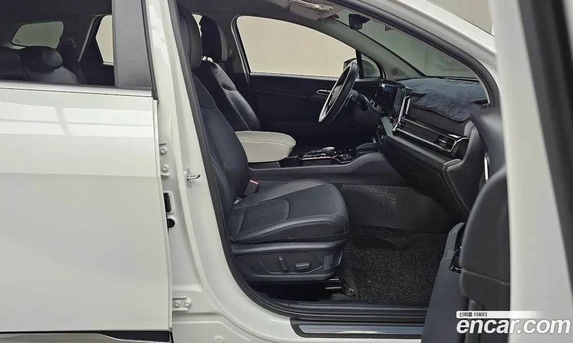 Kia Sportage 2023 2.0 автомат (гидро), фото 16 Kia Sportage 2023 2.0 автомат (гидро), фото 16