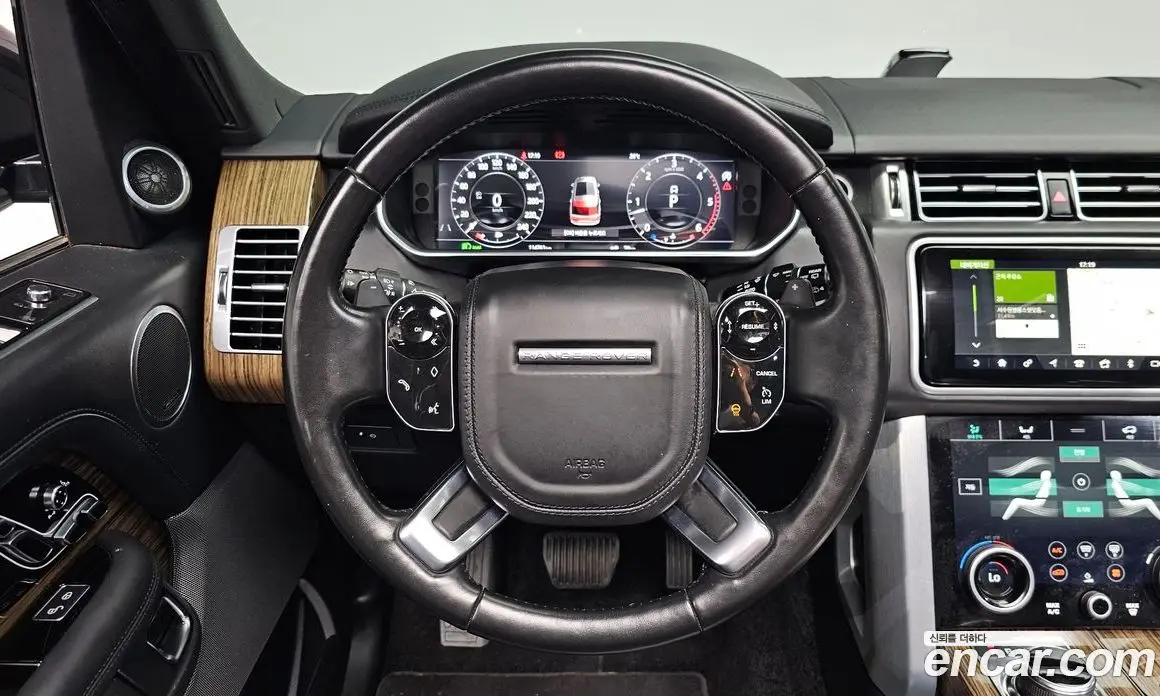 Land Rover Range Rover 2019 4.4 автомат (гидро), фото 18