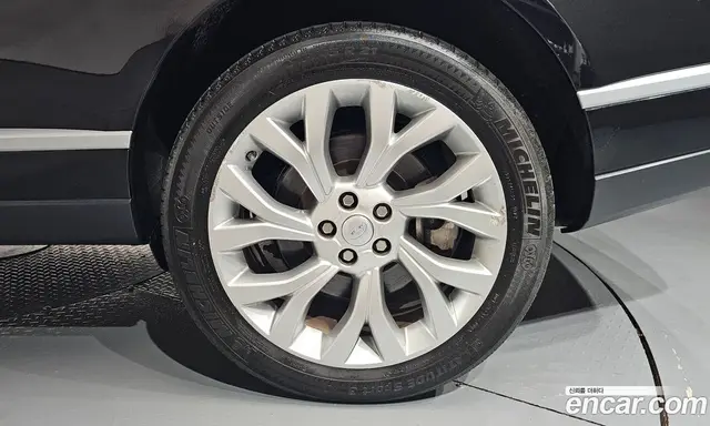 Land Rover Range Rover 2019 4.4 автомат (гидро), миниатюра 6