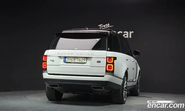 Land Rover Range Rover 2021 3.0 автомат (гидро), миниатюра 4 Land Rover Range Rover 2021 3.0 автомат (гидро), миниатюра 4