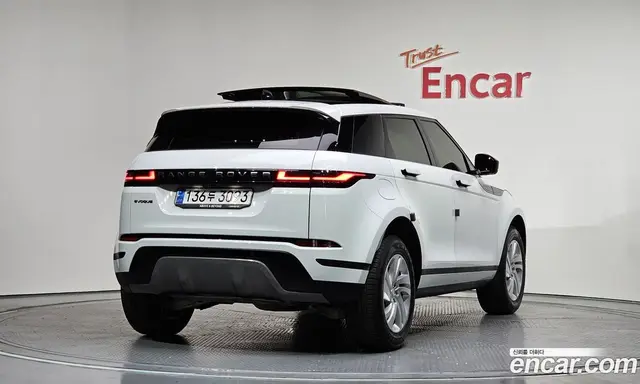 Land Rover Range Rover Evoque 2024 2.0 автомат (гидро), миниатюра 2