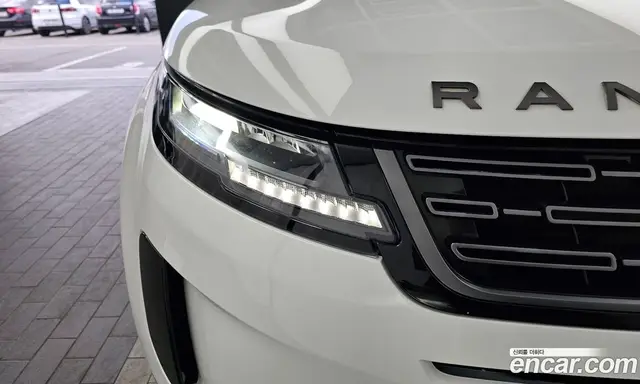 Land Rover Range Rover Evoque 2024 2.0 автомат (гидро), миниатюра 8