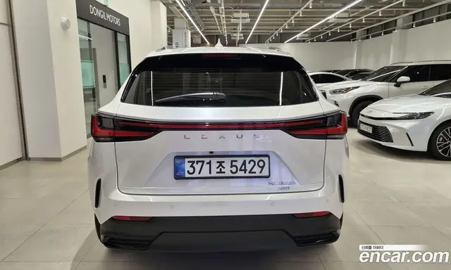 Lexus NX 2025 2.5 автомат (вариатор), миниатюра 4