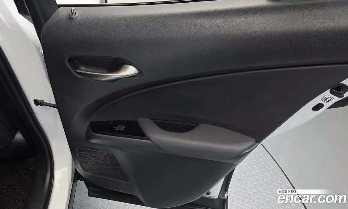 Lexus UX 2020 2.0 автомат (гидро), фото 15