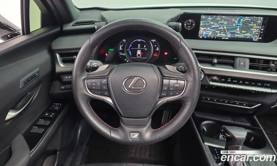Lexus UX 2020 2.0 автомат (гидро), фото 19