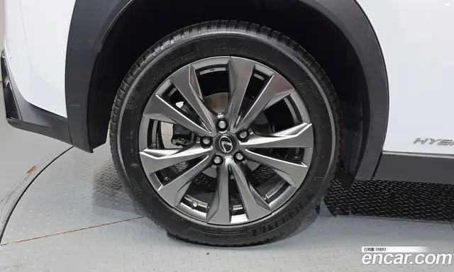 Lexus UX 2020 2.0 автомат (гидро), миниатюра 7