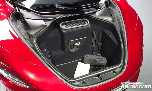 McLaren 750S 2024 4.0 АКПП, миниатюра 5 McLaren 750S 2024 4.0 АКПП, миниатюра 5