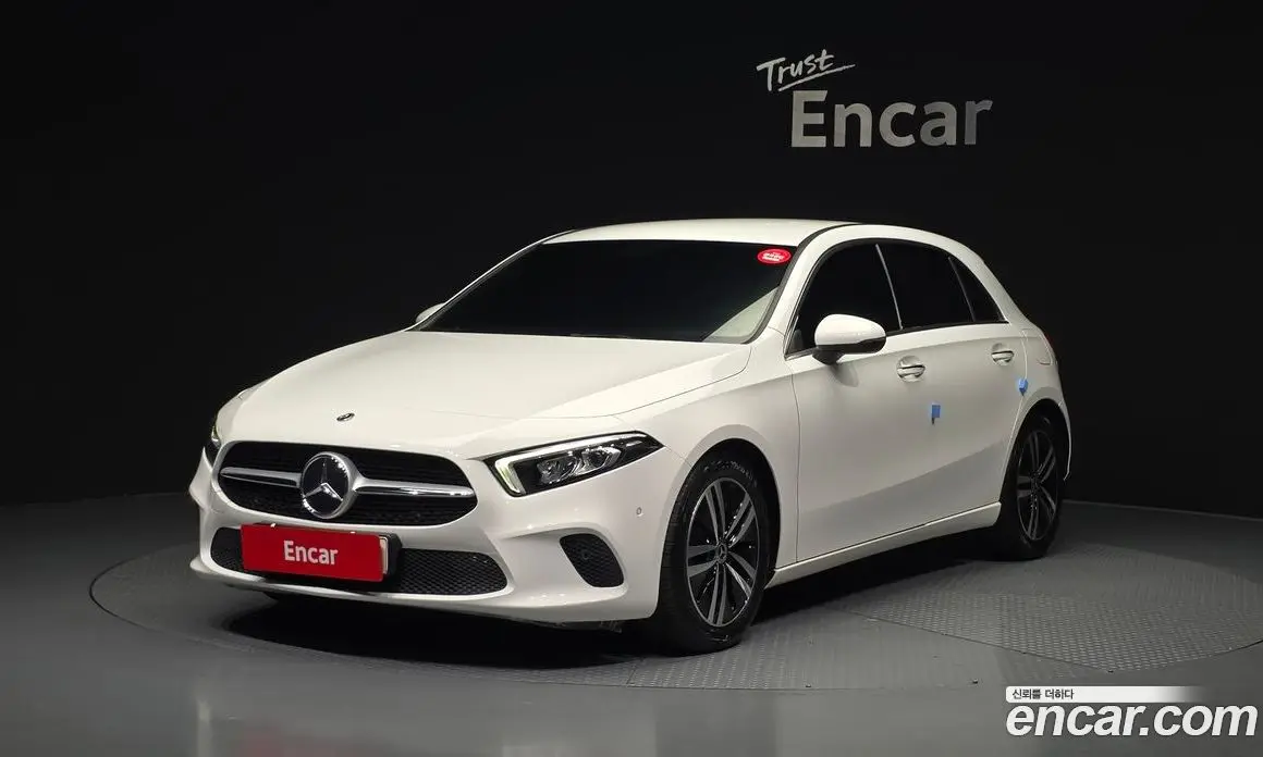 Mercedes-Benz A-Class 2021 2.0 автомат (гидро), фото 1 Mercedes-Benz A-Class 2021 2.0 автомат (гидро), фото 1
