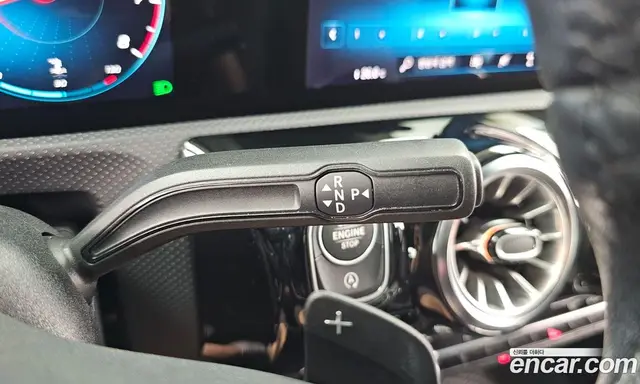 Mercedes-Benz A-Class 2021 2.0 автомат (гидро), миниатюра 12