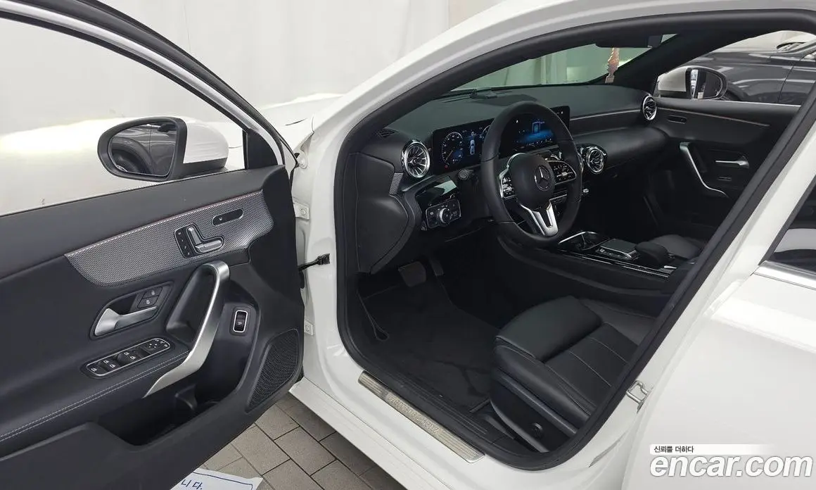 Mercedes-Benz A-Class 2021 2.0 автомат (гидро), фото 13 Mercedes-Benz A-Class 2021 2.0 автомат (гидро), фото 13
