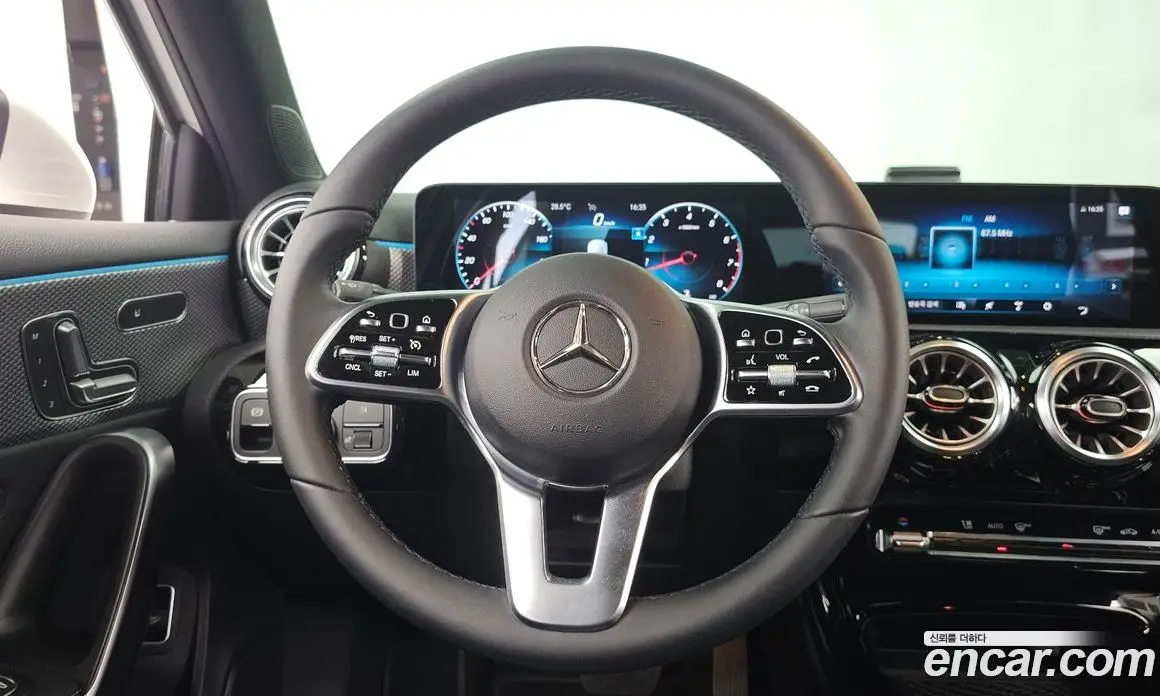 Mercedes-Benz A-Class 2021 2.0 автомат (гидро), фото 19 Mercedes-Benz A-Class 2021 2.0 автомат (гидро), фото 19