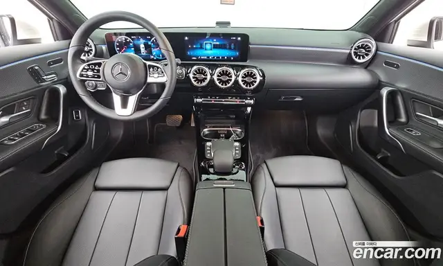 Mercedes-Benz A-Class 2021 2.0 автомат (гидро), миниатюра 10 Mercedes-Benz A-Class 2021 2.0 автомат (гидро), миниатюра 10