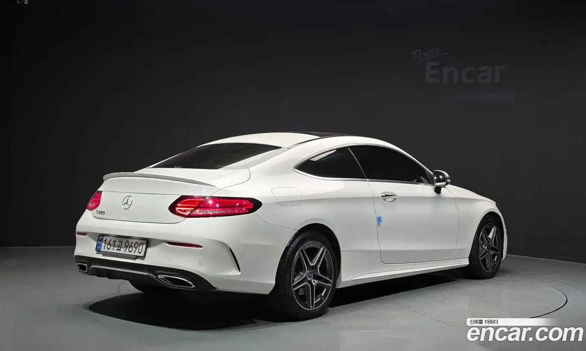 Mercedes-Benz C-Class 2022 2.0 автомат (гидро), фото 2 Mercedes-Benz C-Class 2022 2.0 автомат (гидро), фото 2