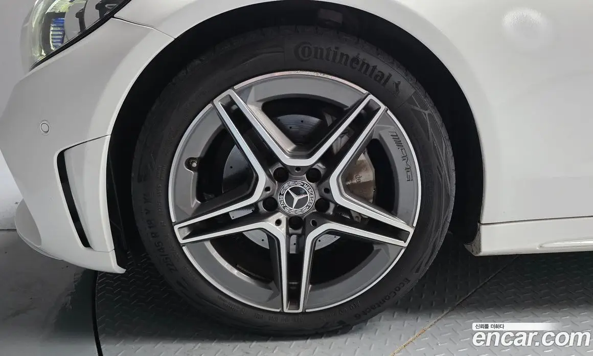 Mercedes-Benz C-Class 2022 2.0 автомат (гидро), фото 5 Mercedes-Benz C-Class 2022 2.0 автомат (гидро), фото 5