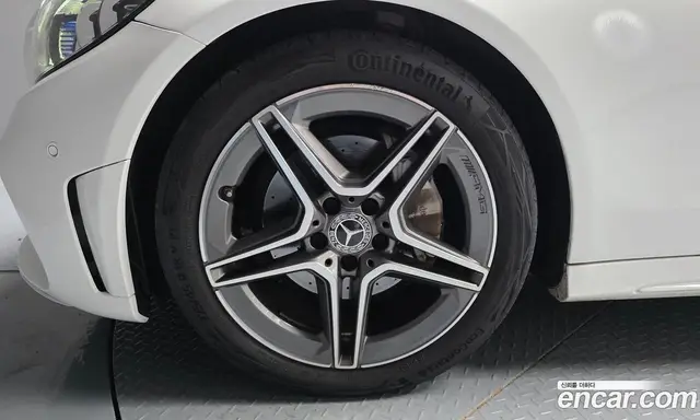 Mercedes-Benz C-Class 2022 2.0 автомат (гидро), миниатюра 5 Mercedes-Benz C-Class 2022 2.0 автомат (гидро), миниатюра 5