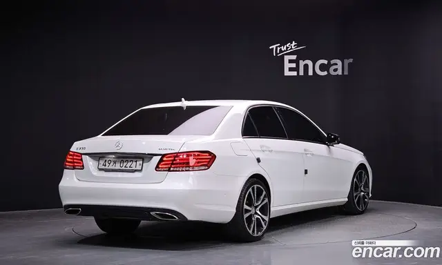Mercedes-Benz E-Class, 2015, 78 377 км