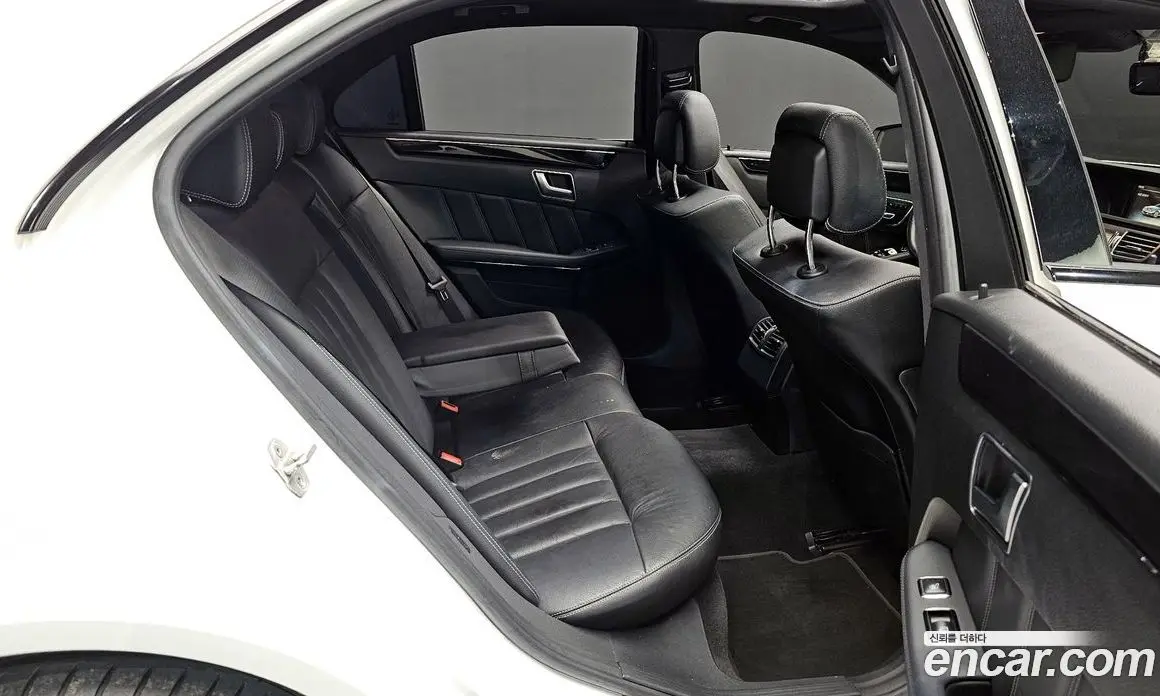 Mercedes-Benz E-Class 2015 2.1 автомат (гидро), фото 16 Mercedes-Benz E-Class 2015 2.1 автомат (гидро), фото 16