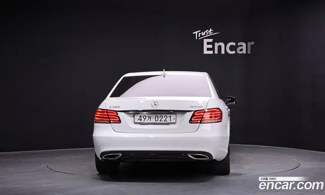 Mercedes-Benz E-Class 2015 2.1 автомат (гидро), миниатюра 3 Mercedes-Benz E-Class 2015 2.1 автомат (гидро), миниатюра 3