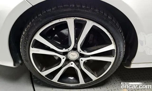 Mercedes-Benz E-Class 2015 2.1 автомат (гидро), миниатюра 4 Mercedes-Benz E-Class 2015 2.1 автомат (гидро), миниатюра 4