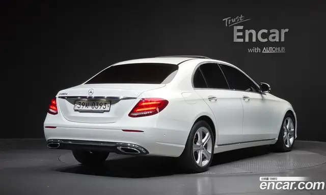 Mercedes-Benz E-Class 2016 1.9 автомат (гидро), миниатюра 2 Mercedes-Benz E-Class 2016 1.9 автомат (гидро), миниатюра 2