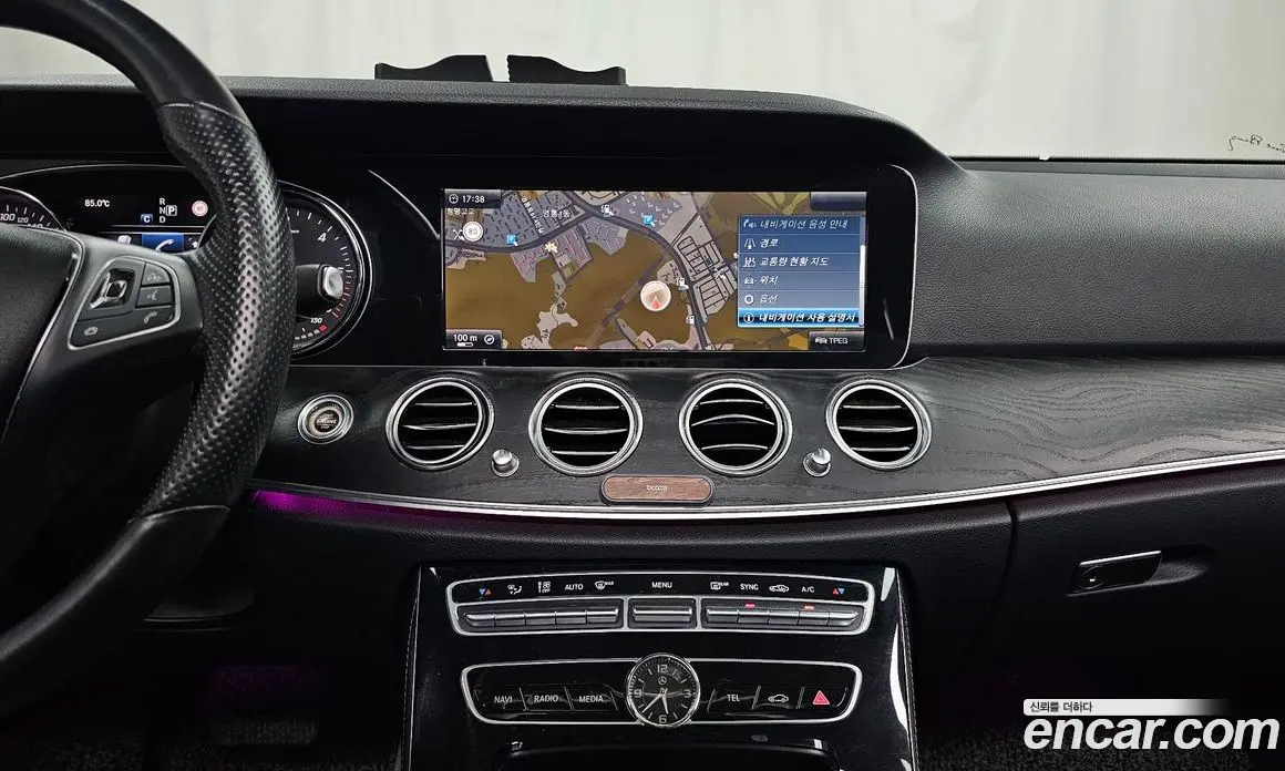 Mercedes-Benz E-Class 2016 1.9 автомат (гидро), фото 20 Mercedes-Benz E-Class 2016 1.9 автомат (гидро), фото 20