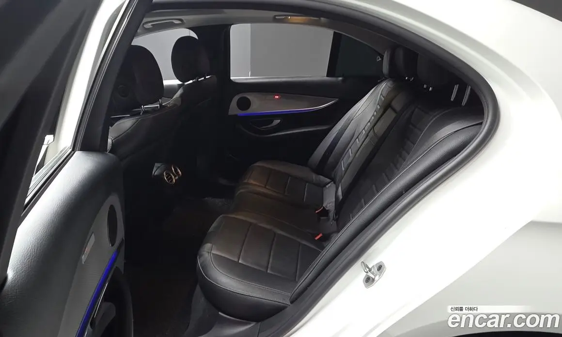 Mercedes-Benz E-Class 2019 2.0 автомат (гидро), фото 17