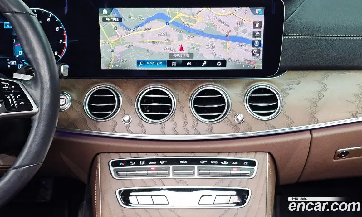 Mercedes-Benz E-Class 2021 2.0 автомат (гидро), фото 20 Mercedes-Benz E-Class 2021 2.0 автомат (гидро), фото 20