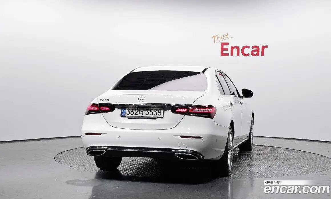 Mercedes-Benz E-Class 2021 2.0 автомат (гидро), фото 3 Mercedes-Benz E-Class 2021 2.0 автомат (гидро), фото 3