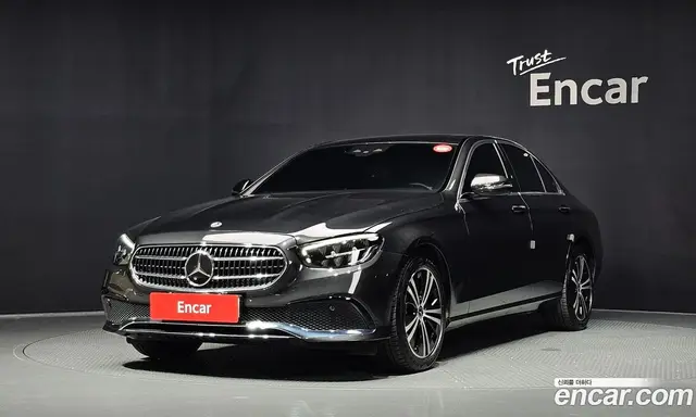 Mercedes-Benz E-Class, 2021, 46 113 км