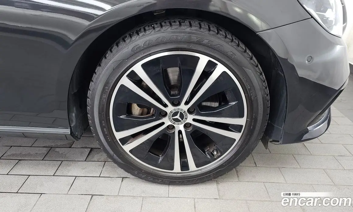 Mercedes-Benz E-Class 2021 2.0 автомат (гидро), фото 7