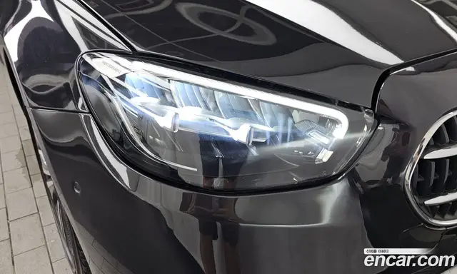 Mercedes-Benz E-Class 2021 2.0 автомат (гидро), миниатюра 8