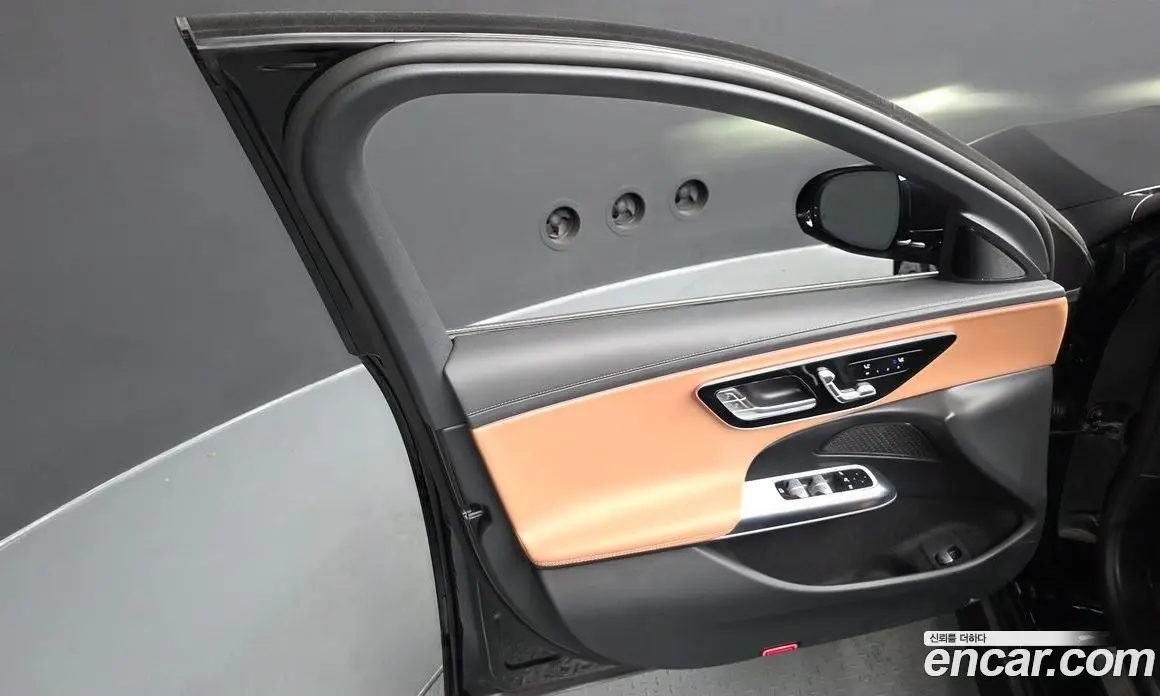 Mercedes-Benz E-Class 2025 2.0 автомат (гидро), фото 14