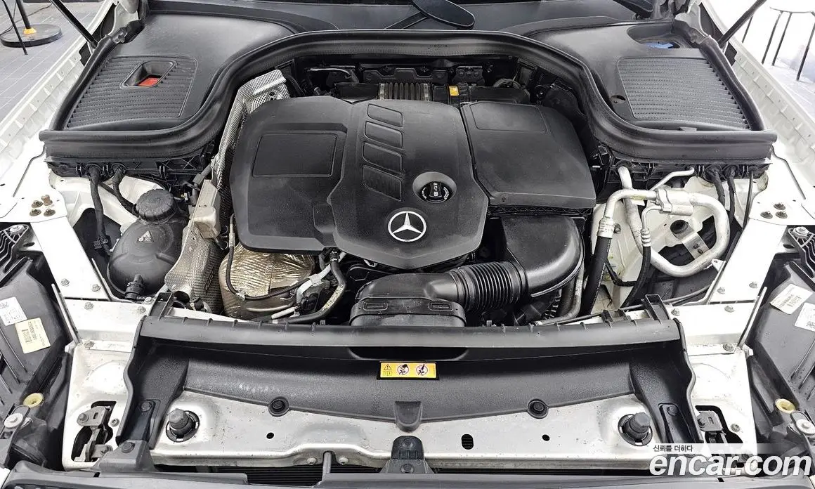 Mercedes-Benz GLC-Class 2021 1.9 автомат (гидро), фото 6 Mercedes-Benz GLC-Class 2021 1.9 автомат (гидро), фото 6