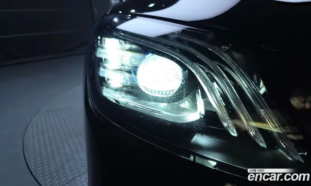 Mercedes-Benz S-Class 2019 4.0 автомат (гидро), миниатюра 8 Mercedes-Benz S-Class 2019 4.0 автомат (гидро), миниатюра 8