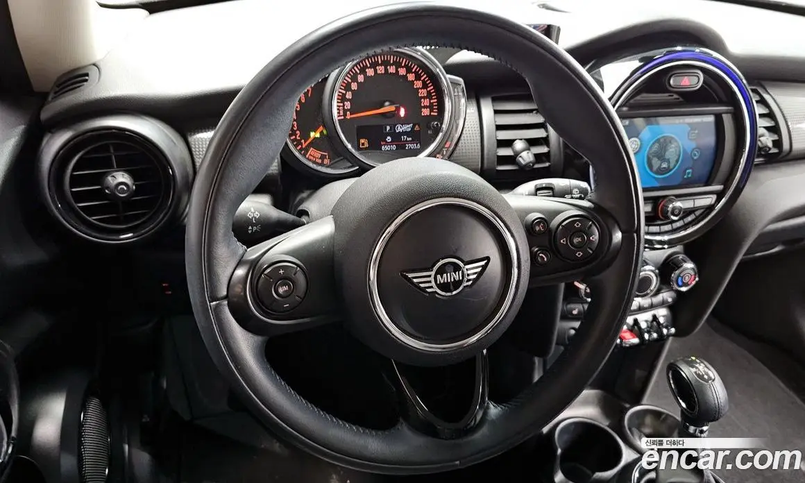 Mini Cooper 2018 1.5 автомат (гидро), фото 17 Mini Cooper 2018 1.5 автомат (гидро), фото 17