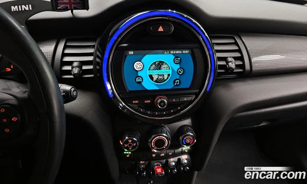 Mini Cooper 2018 1.5 автомат (гидро), фото 18 Mini Cooper 2018 1.5 автомат (гидро), фото 18