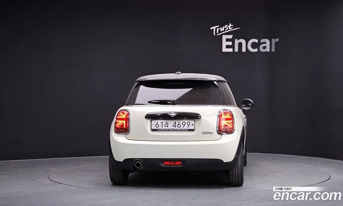 Mini Cooper 2018 1.5 автомат (гидро), фото 4 Mini Cooper 2018 1.5 автомат (гидро), фото 4