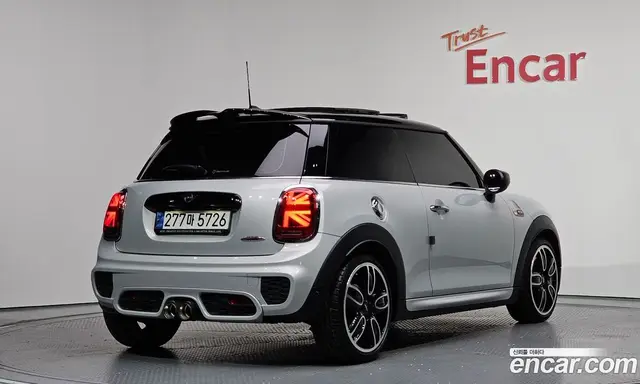 Mini Cooper 2021 2.0 автомат (гидро), миниатюра 2