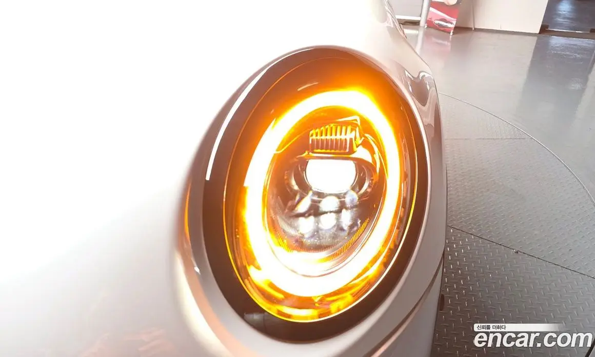 Mini Cooper 2023 автомат (гидро), фото 8