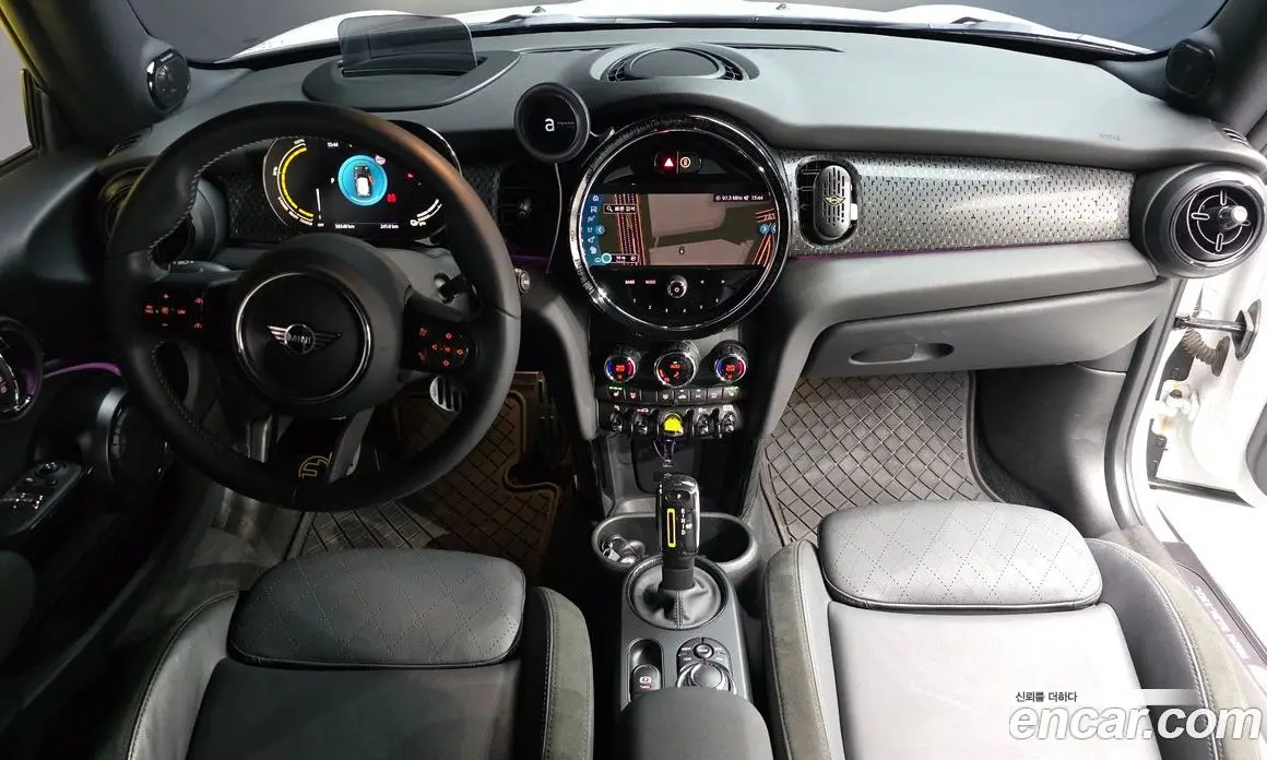 Mini Cooper 2023 автомат (гидро), фото 10