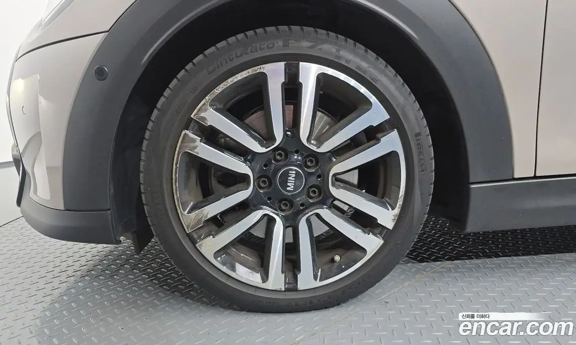 Mini Cooper 2023 2.0 автомат (гидро), фото 5 Mini Cooper 2023 2.0 автомат (гидро), фото 5