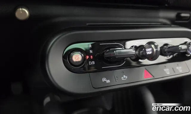 Mini Cooper 2024 0.1 автомат (гидро), миниатюра 12