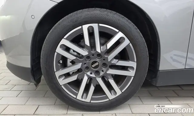 Mini Cooper 2024 0.1 автомат (гидро), миниатюра 5
