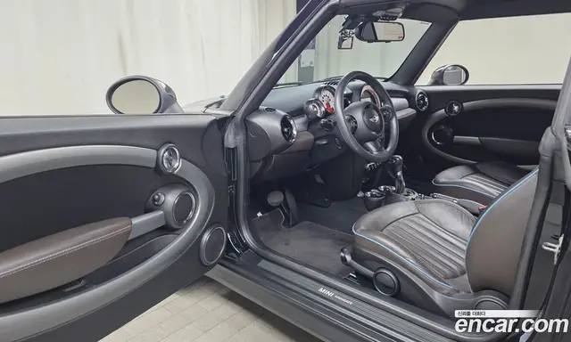 Mini Cooper Convertible 2013 1.6 автомат (гидро), миниатюра 12