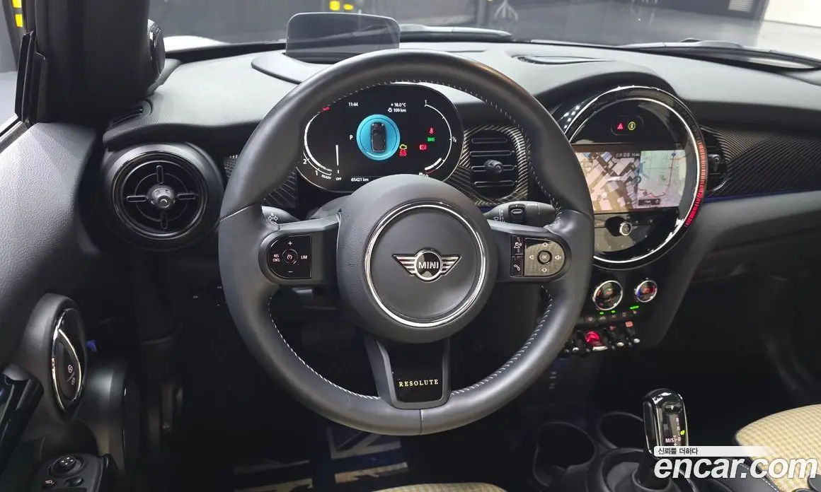 Mini Cooper Convertible 2023 2.0 автомат (гидро), фото 19