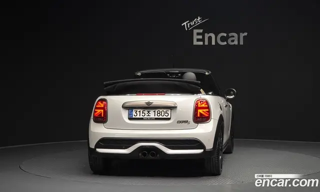 Mini Cooper Convertible 2023 2.0 автомат (гидро), миниатюра 4