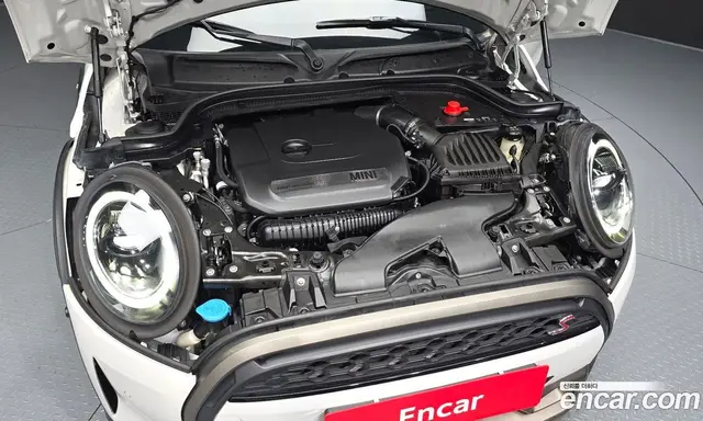 Mini Cooper Convertible 2023 2.0 автомат (гидро), миниатюра 6