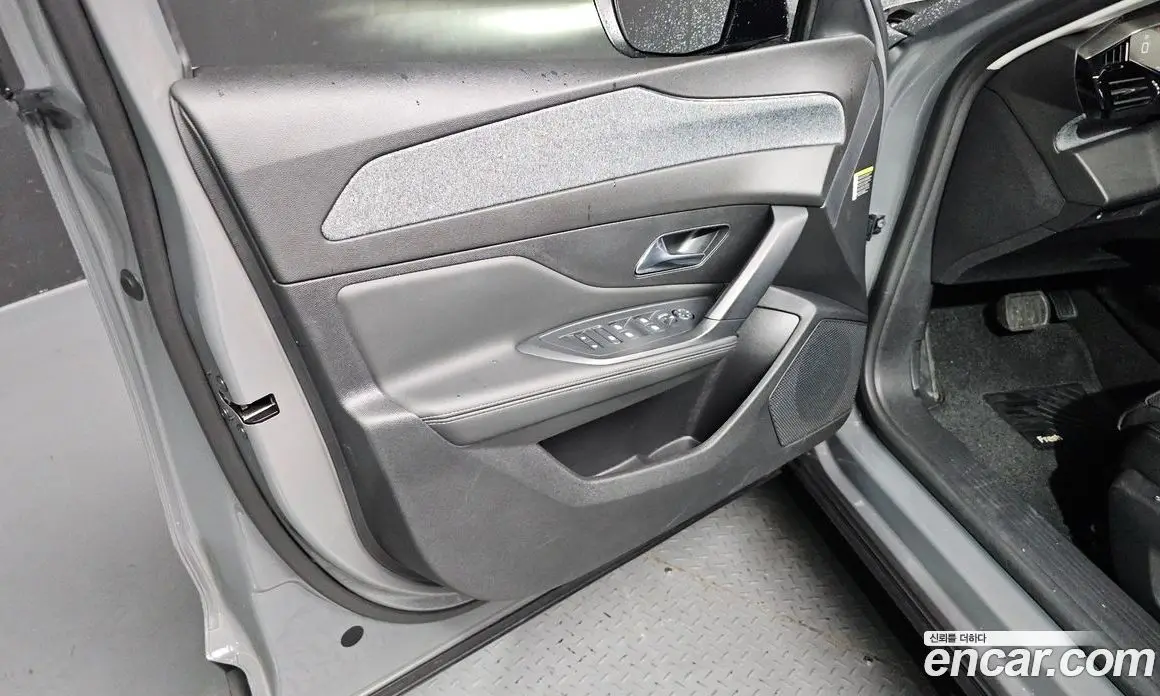 Peugeot 408 2024 1.2 автомат (гидро), фото 14 Peugeot 408 2024 1.2 автомат (гидро), фото 14