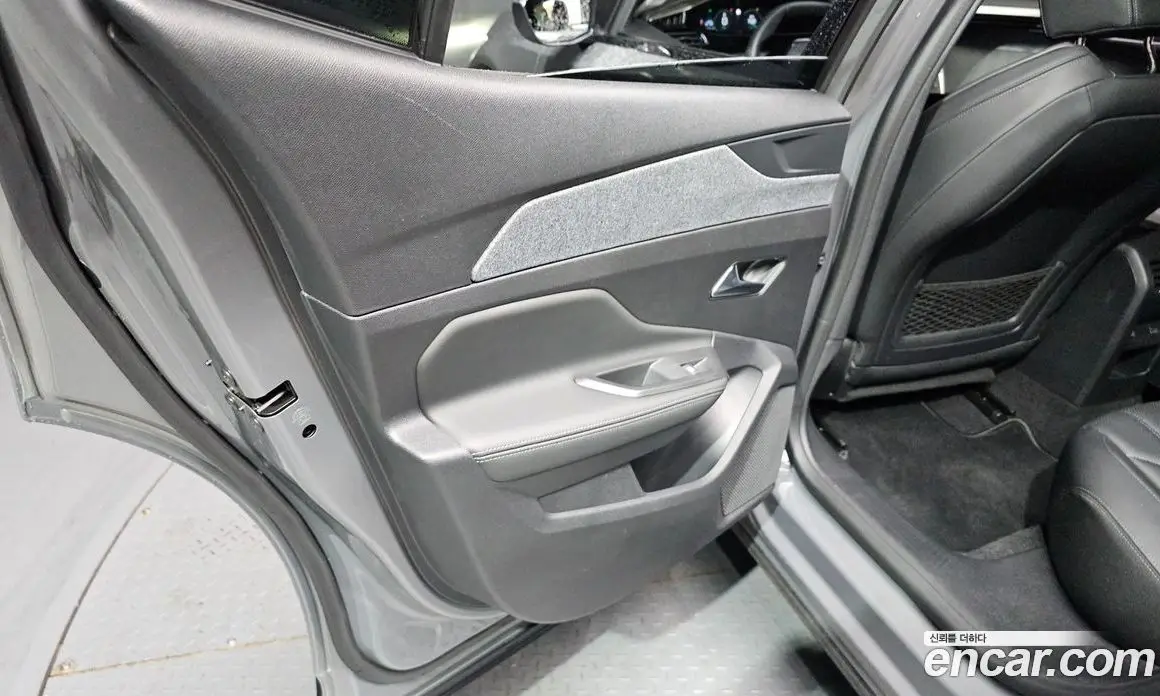 Peugeot 408 2024 1.2 автомат (гидро), фото 15 Peugeot 408 2024 1.2 автомат (гидро), фото 15