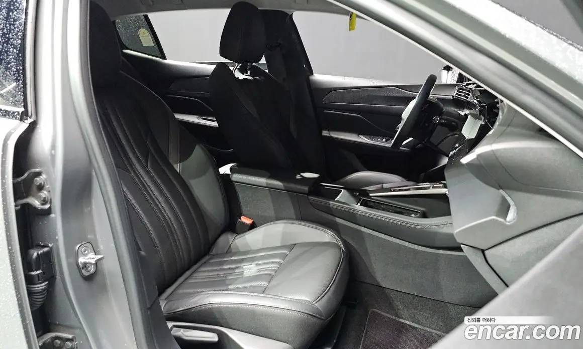 Peugeot 408 2024 1.2 автомат (гидро), фото 16 Peugeot 408 2024 1.2 автомат (гидро), фото 16